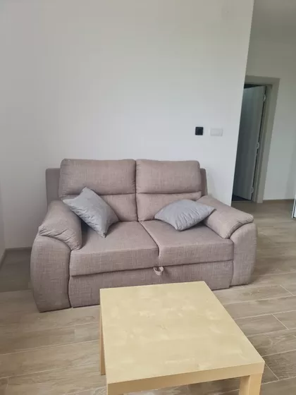 Novi Banovci | 4zida.rs