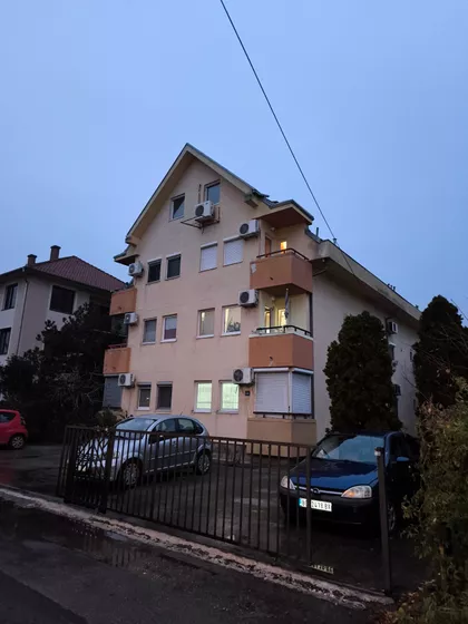 Krnjača | 4zida.rs