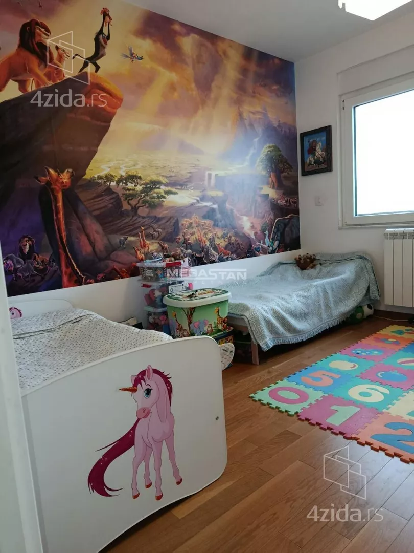 Dvoiposoban stan | 4zida