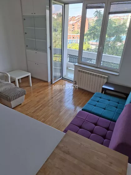 Petra Lubarde | 4zida.rs