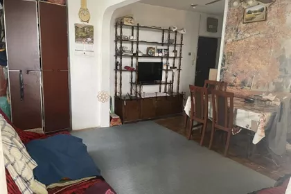 Prvomajska | 4zida.rs