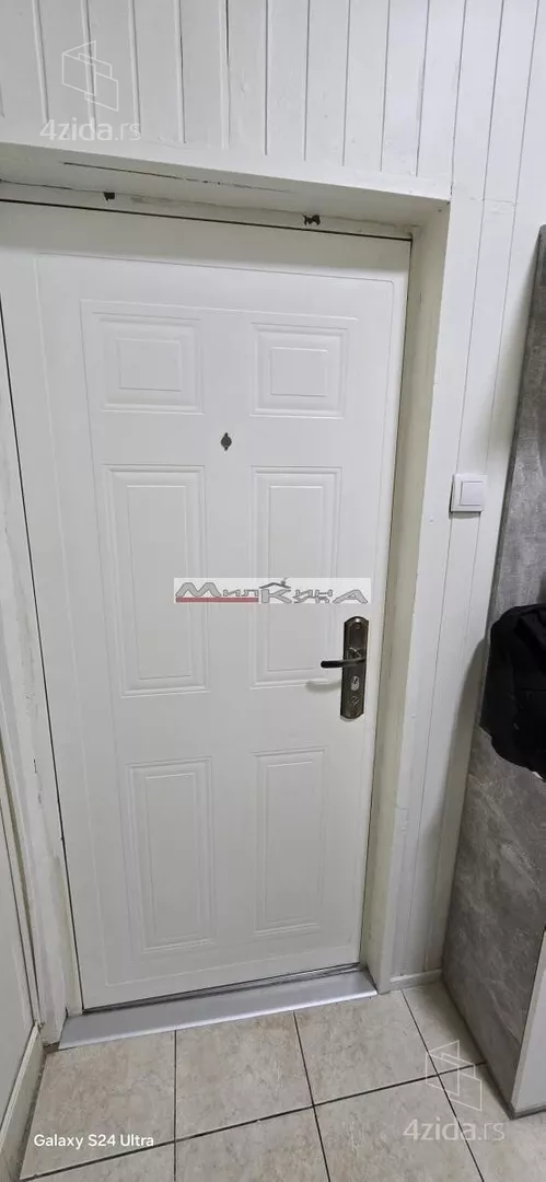 Jednosoban stan | 4zida