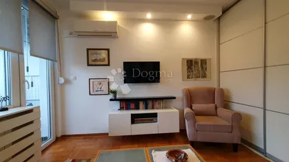 Dvadesetsedmog Marta | 4zida.rs