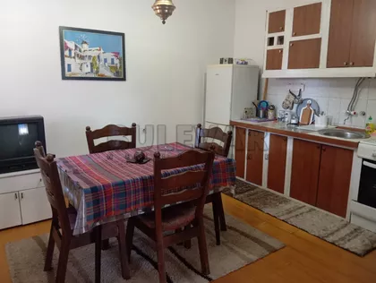 Kninska | 4zida.rs