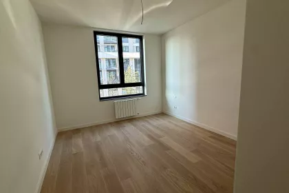 Luke Ćelovića Trebinjca bb | 4zida.rs