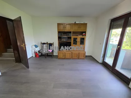 Okolne lokacije | 4zida.rs