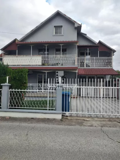 Braće Mrnjavčević | 4zida.rs