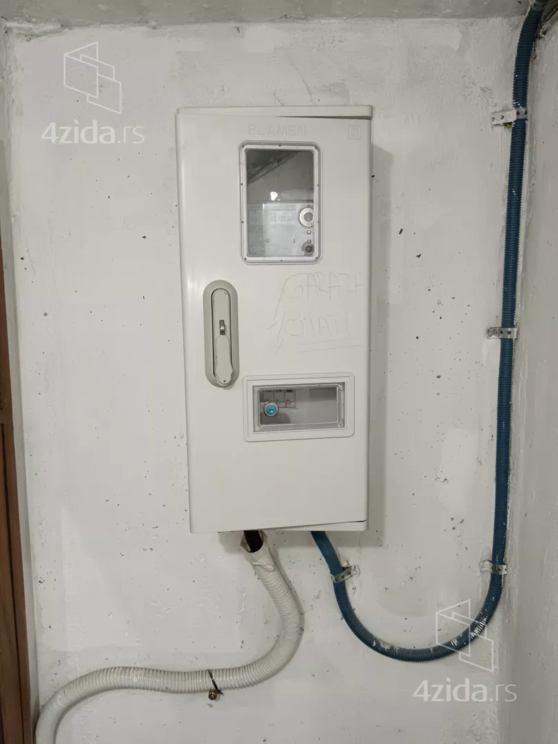 Garaža | 4zida