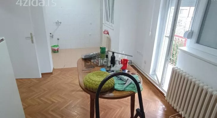 Četvoroiposoban stan | 4zida