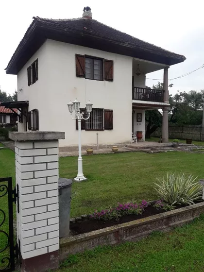 Put za Kragujevac | 4zida.rs
