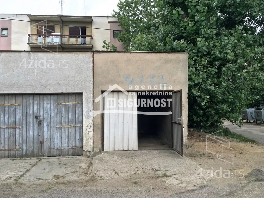 Garaža | 4zida