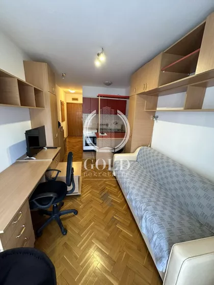 Hadži Ruvimova | 4zida.rs