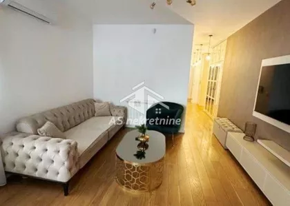 Lekino Brdo | 4zida.rs