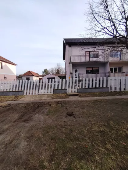 Josipa Kolumba 8a | 4zida.rs