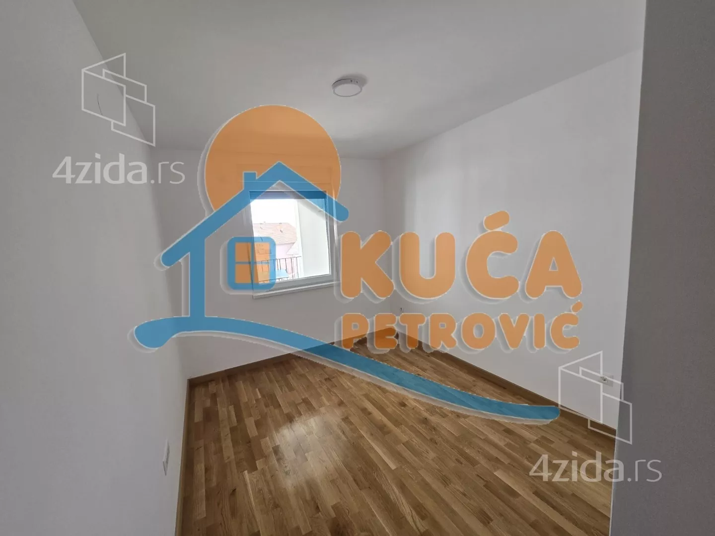 Lokal | 4zida