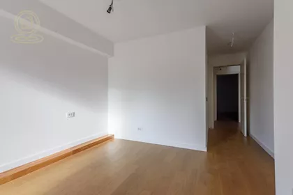 Ustanička | 4zida.rs