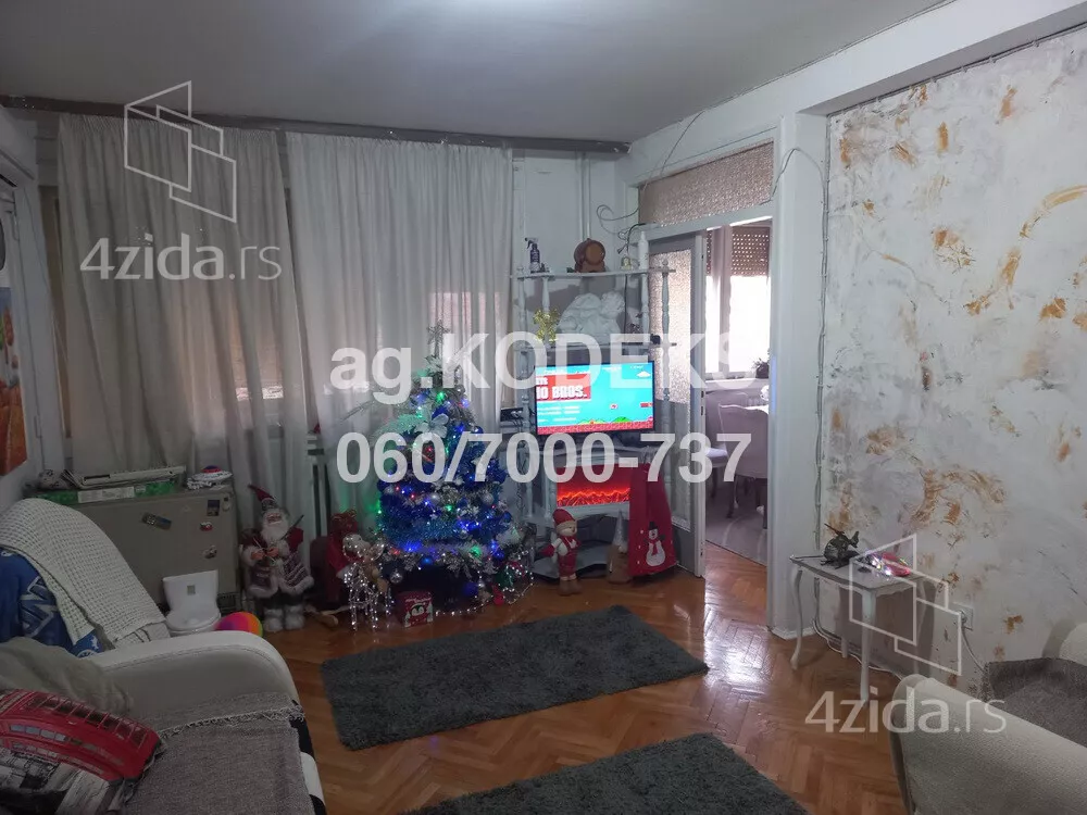 Troiposoban stan | 4zida