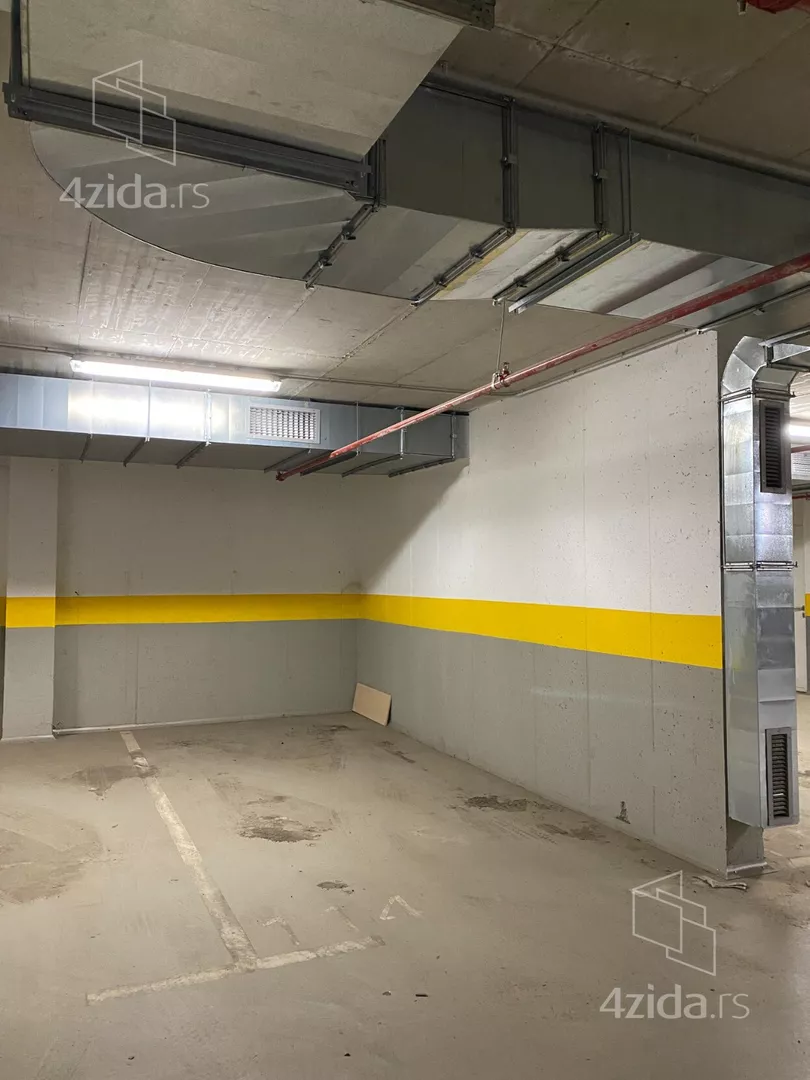Garaža | 4zida