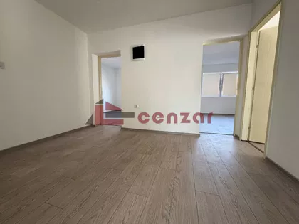 Mali Bajmok | 4zida.rs