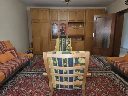 Mali Bajmok | 4zida.rs
