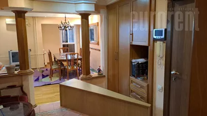 SKUPŠTINA | 4zida.rs