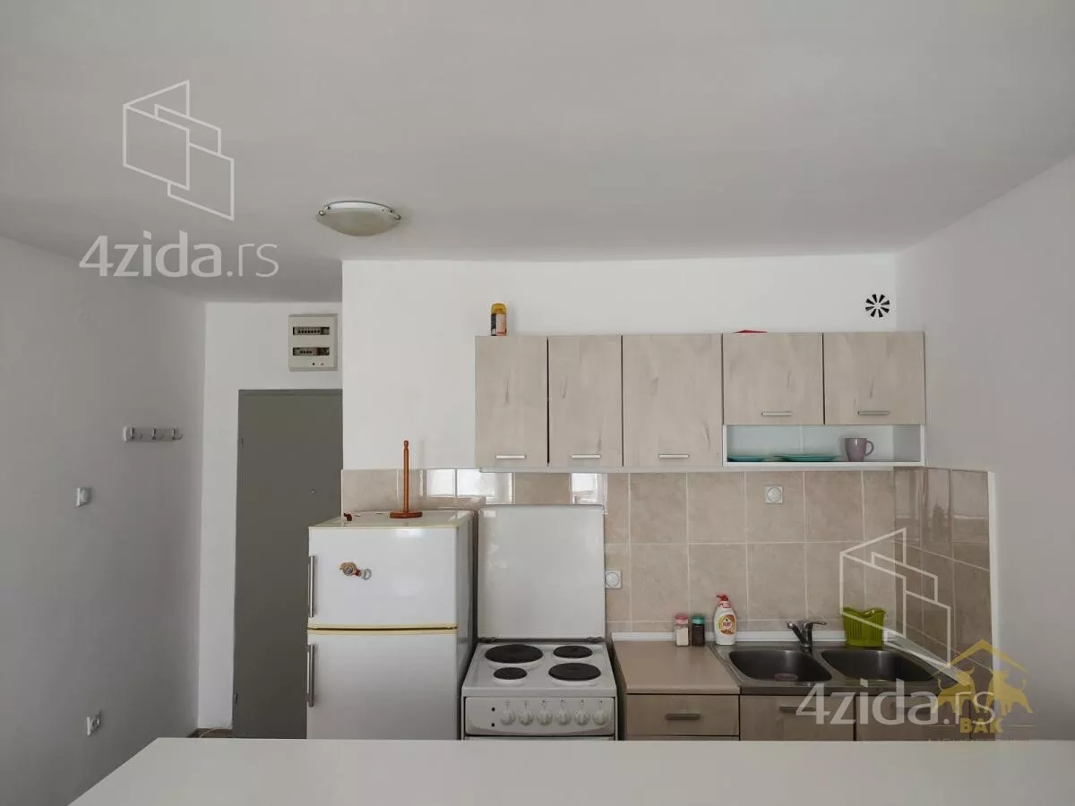 Garsonjera | 4zida