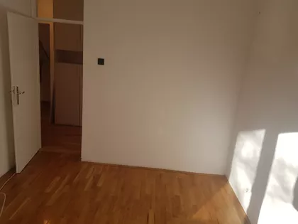 Bulevar Maršala Tolbuhina | 4zida.rs