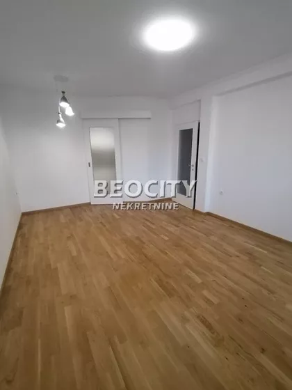 Hadži Ruvimova | 4zida.rs