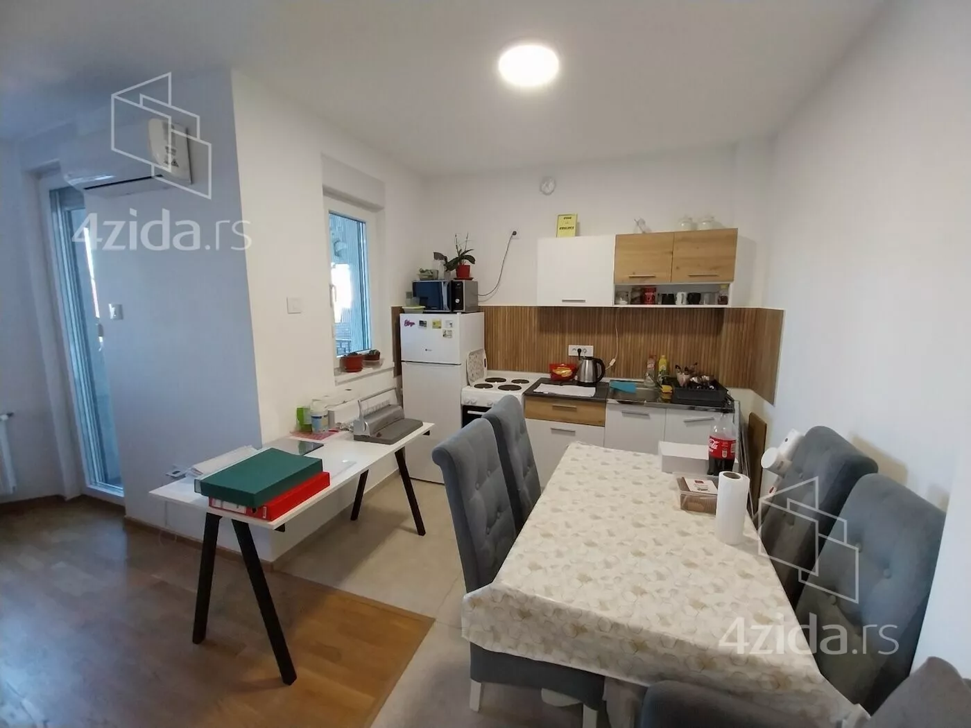 Garsonjera | 4zida