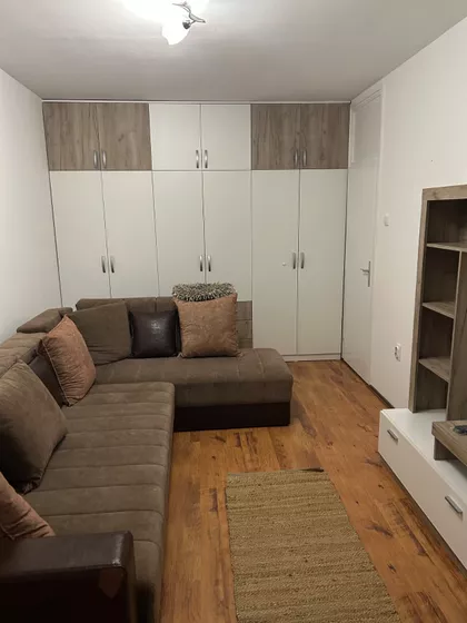 Bulevar Veljka Vlahovića 33 | 4zida.rs