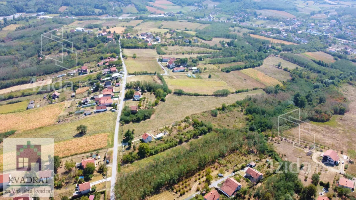 Plac | 4zida