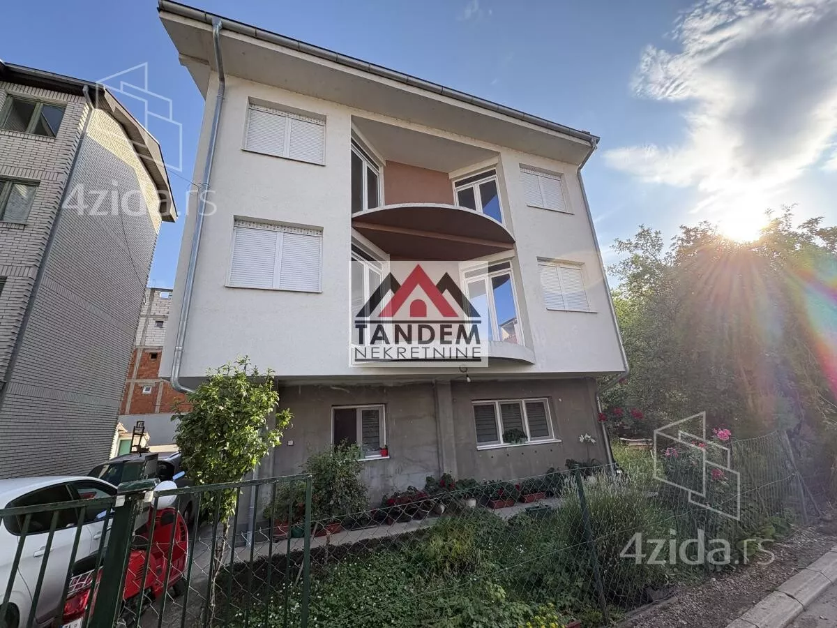 Kuća | 4zida