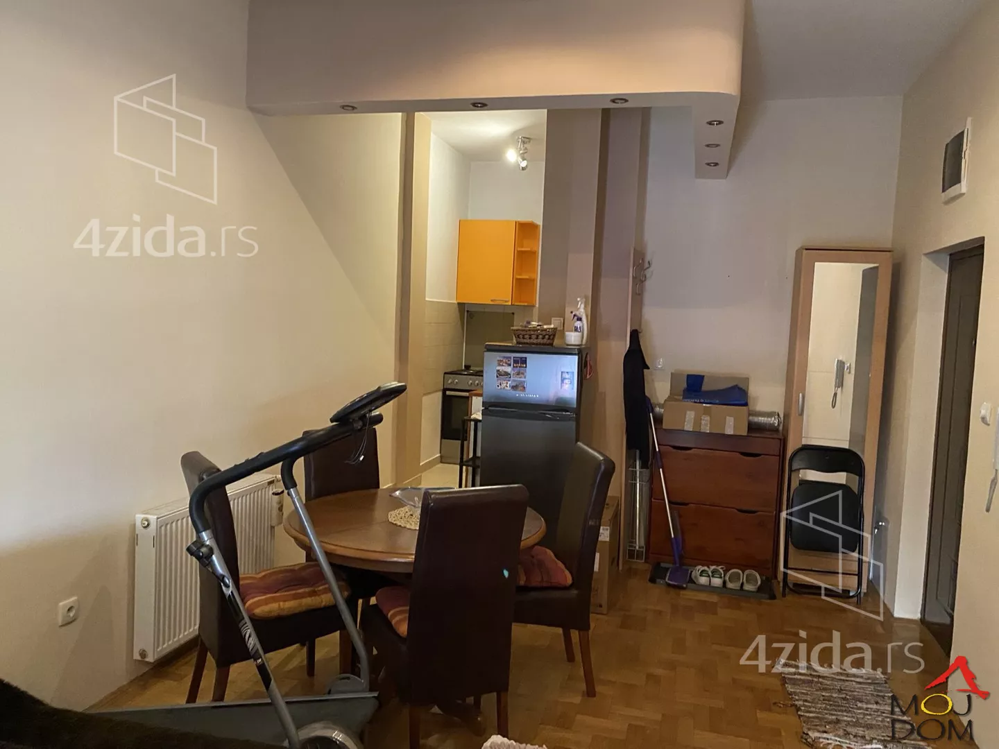 Jednoiposoban stan | 4zida