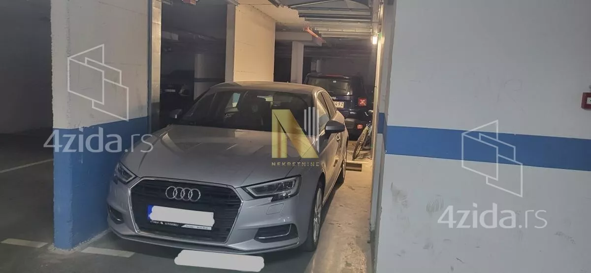 Garaža/Parking | 4zida