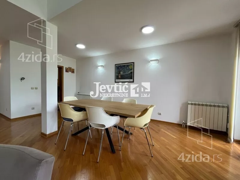 4-etažna kuća | 4zida