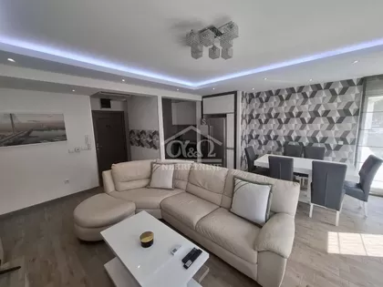 Vašarište | 4zida.rs