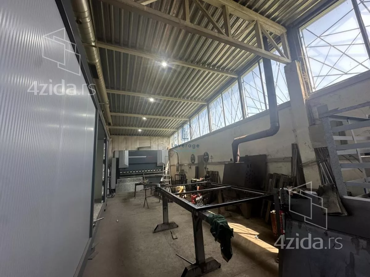 Hala | 4zida
