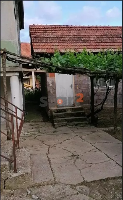 Crveni Krst | 4zida.rs