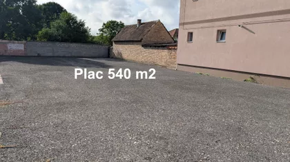 Karađorđeva 142 | 4zida.rs