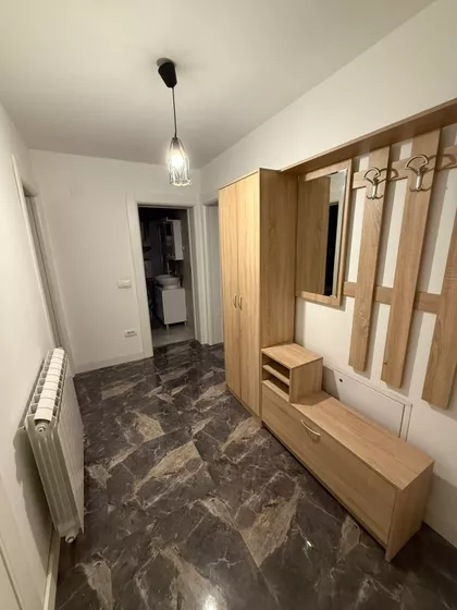 Justina Popovića | 4zida.rs