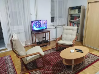 Nede Spasojević | 4zida.rs