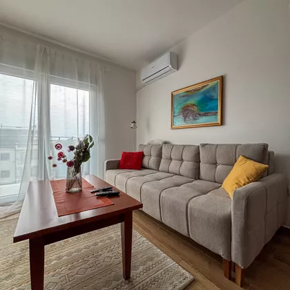 Vojvođanska 24 | 4zida.rs