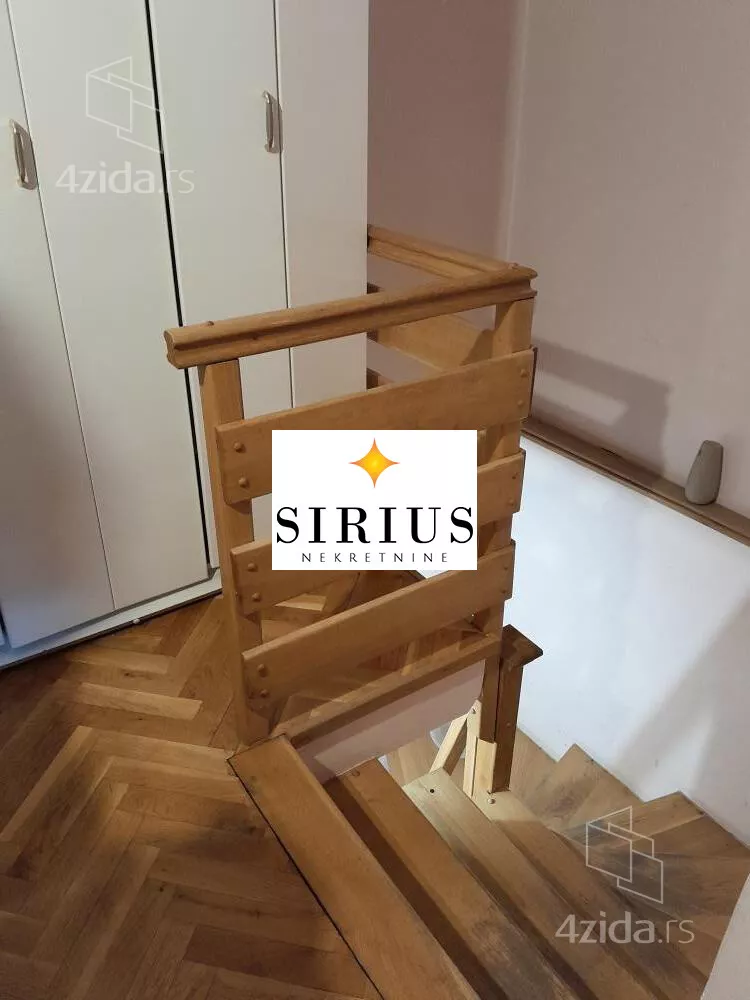 Troiposoban stan | 4zida