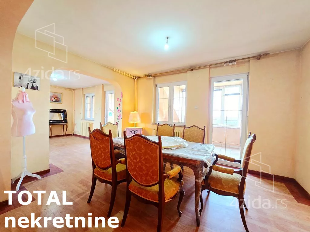 Petosoban stan | 4zida