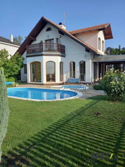 Popovica | 4zida.rs
