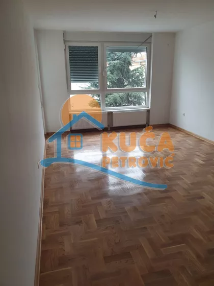 Branka Radičevića | 4zida.rs