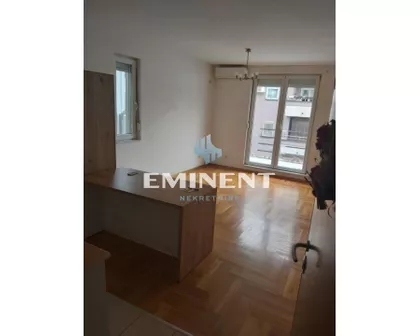 Miklošićeva | 4zida.rs