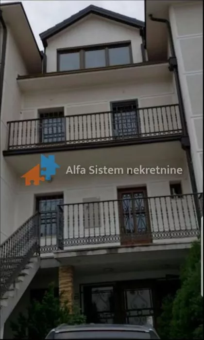 Kuća za izdavanje · 220 m² · Dedinje, Savski Venac, Beograd