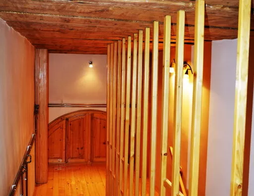 Šestosoban stan | 4zida