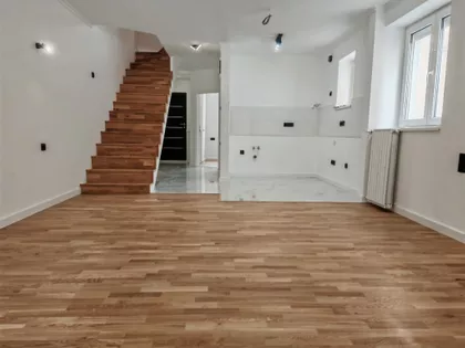 Milana Savića 42A | 4zida.rs